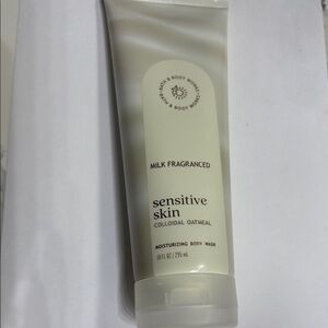 Bath & Body Works Sensitive Skin Body Wash - NEW